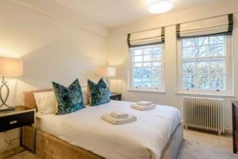 2 bedroom flat to rent, Fulham Road, London SW3