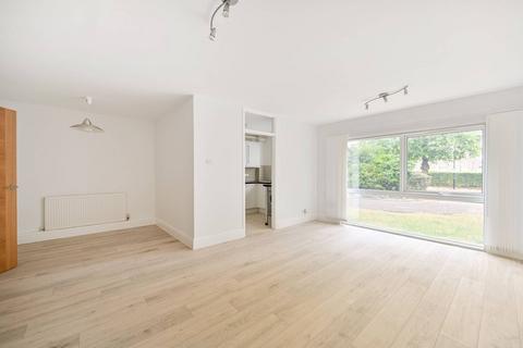 3 Deborah Close, Isleworth, TW7 4NY