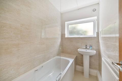 3 Deborah Close, Isleworth, TW7 4NY