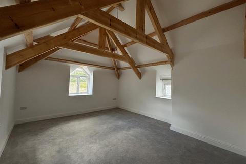 4 bedroom detached house to rent, Bodmin