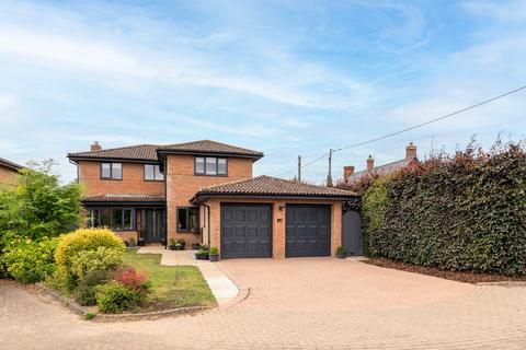 undefined, Chapelfields, Thurleigh, Bedfordshire, MK44