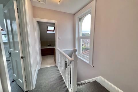 7a Lismore Road, South Croydon, CR2 7QA