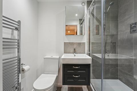 1 bedroom apartment for sale, Portsmouth Road, Surbiton KT6