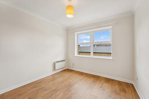 1 bedroom apartment for sale, Portsmouth Road, Surbiton KT6