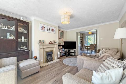 undefined, Golwg Y Coed, Caerphilly CF83