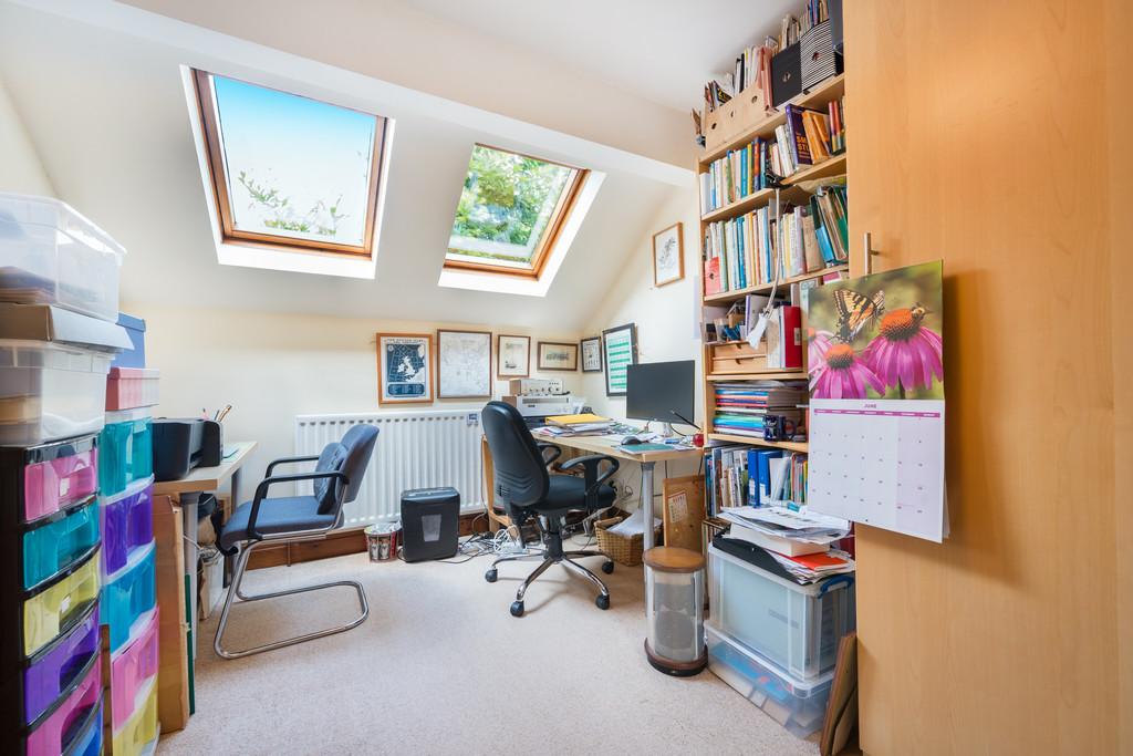 Bedroom 5/Home Office