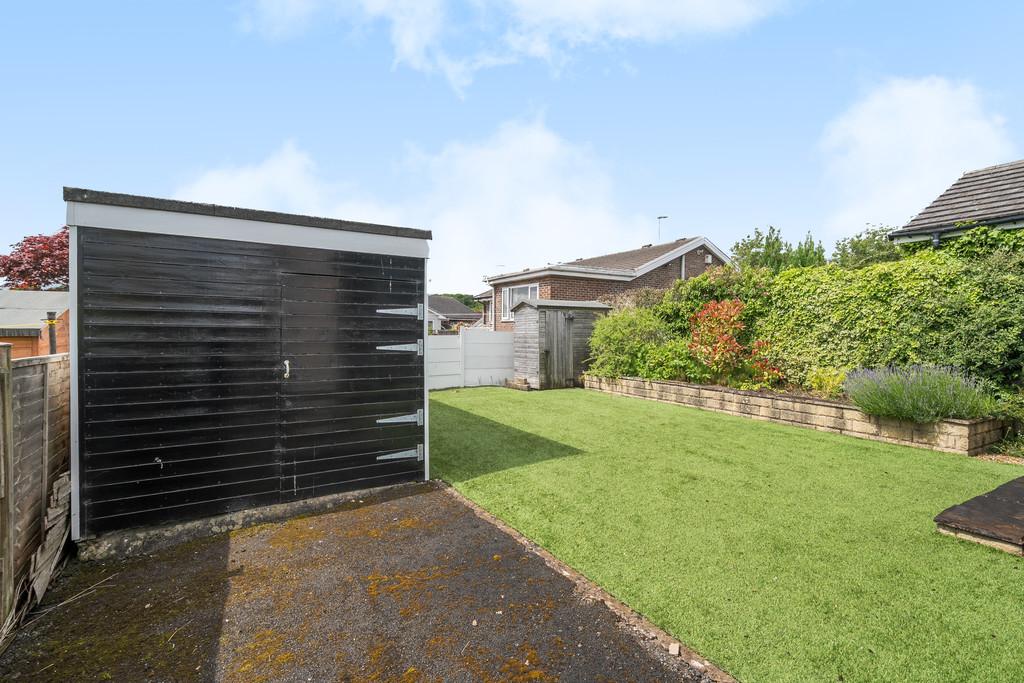 Detached Garage