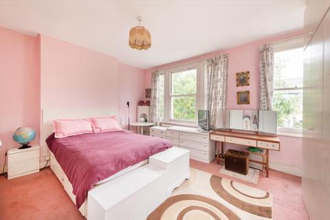 3 bedroom terraced house for sale, Carlisle Road, London, NW6
