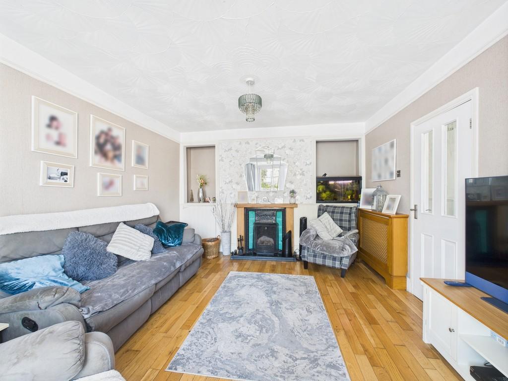 Cam02089 g0 pr0524 still034