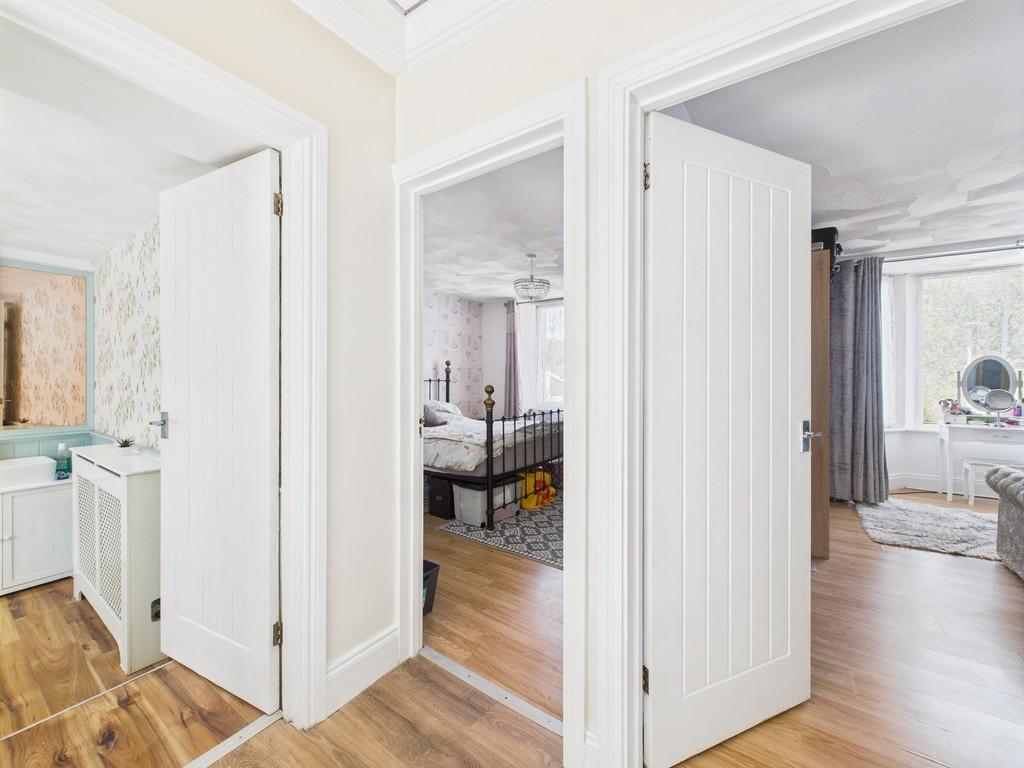 Cam02089 g0 pr0524 still020