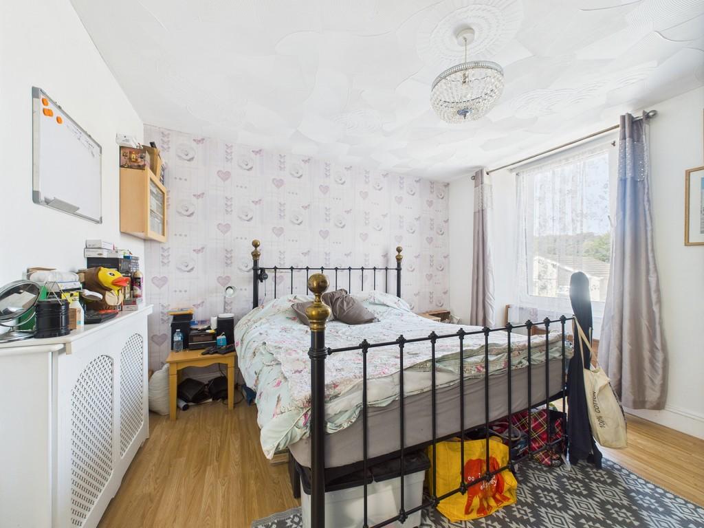 Cam02089 g0 pr0524 still024