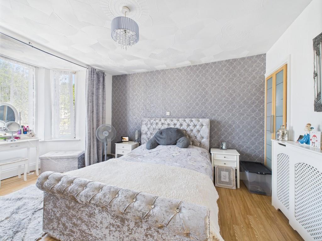 Cam02089 g0 pr0524 still027