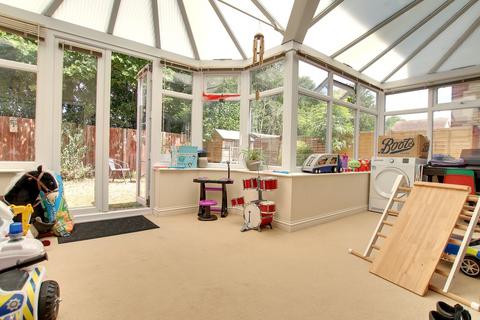 undefined, Cypress Close, Doddington