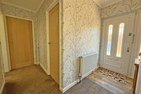 2 bedroom semi-detached bungalow for sale, Pindar Road, Scarborough YO11