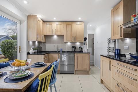 undefined, Winchester Road, Petersfield GU32