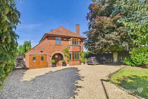 10 New Road, Uttoxeter, ST14 7DB