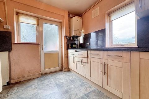 15 Waddington Avenue, Coulsdon, CR5 1QG