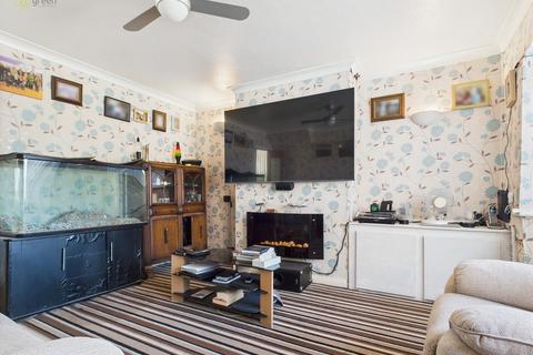 3 bedroom end of terrace house for sale, Rayners Croft, Birmingham B26