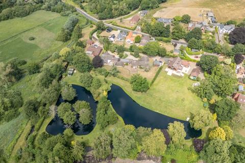 undefined, Strumpshaw