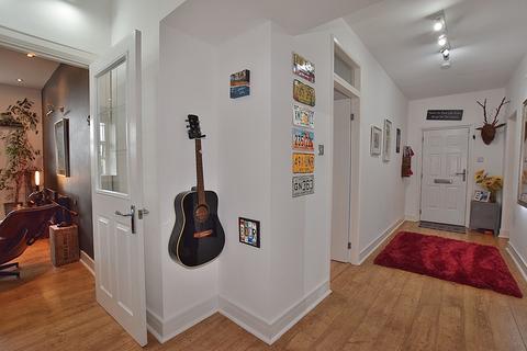 2 bedroom apartment for sale, Hulse House, Richmond