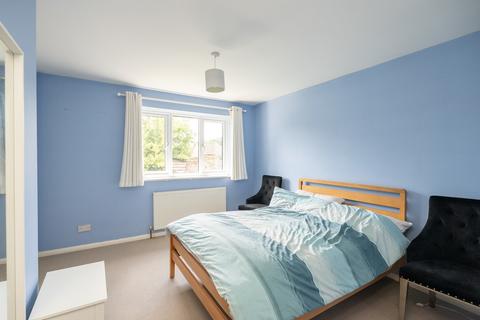 2 bedroom semi-detached house for sale, Wildcroft Drive, North Holmwood