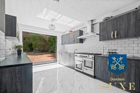 5 bedroom detached house for sale, Knightlow Road, Birmingham B17