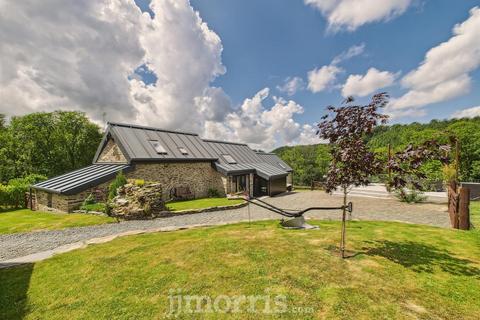 3 bedroom property with land for sale, Lancych, Boncath