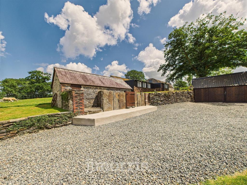 CAM05297 G0-PR0066-STILL045.jpg