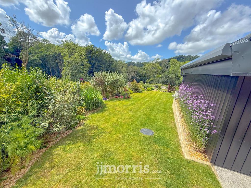 66 f4 bf98 fa8 e 4689 b6 bf 91 ba4 ab6 c51 e.jpeg