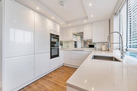 FUlham Road, Chelsea, London, SW3