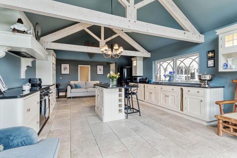 4 bedroom detached house for sale, Middlefield Lane, Pontefract WF8
