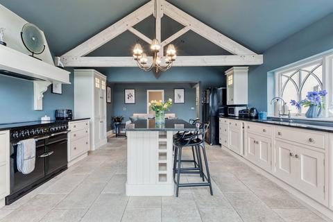4 bedroom detached house for sale, Middlefield Lane, Pontefract WF8