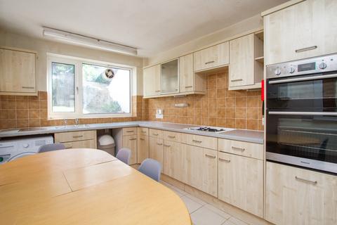 5 bedroom terraced house to rent, Roedale Road, Brighton BN1