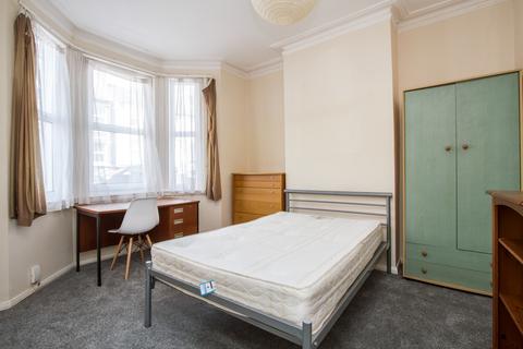 5 bedroom terraced house to rent, Roedale Road, Brighton BN1