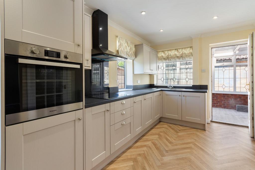 Kitchen / Diner