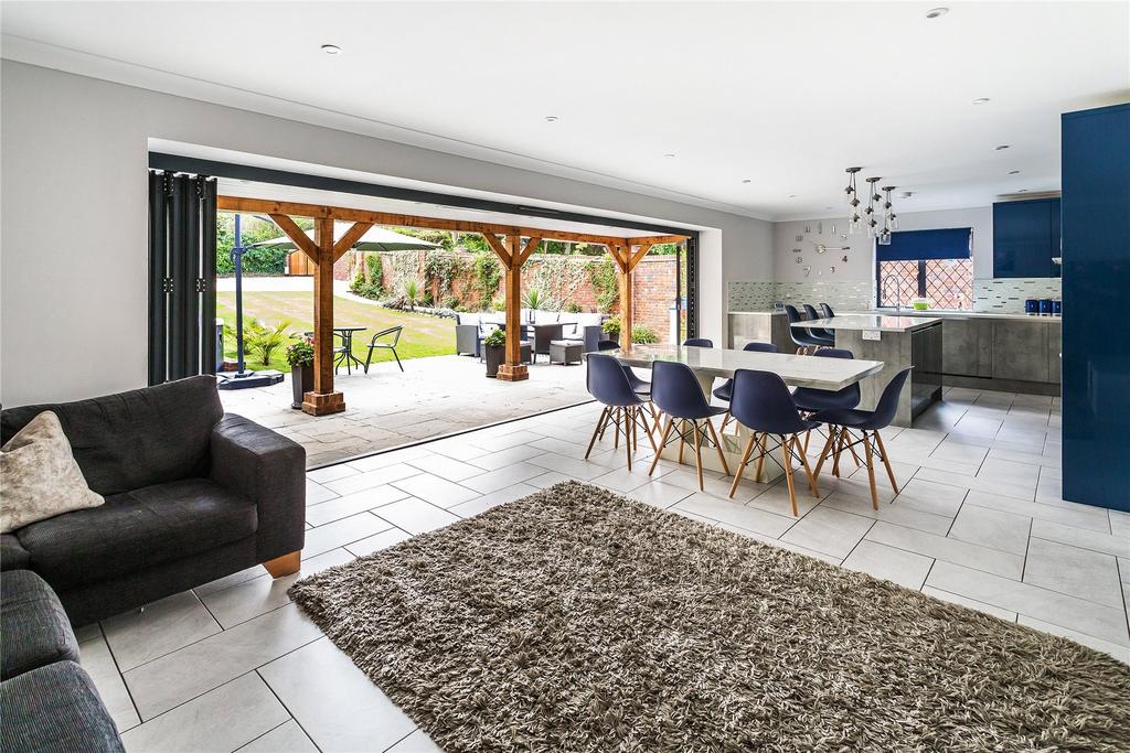 Open Plan Kitchen