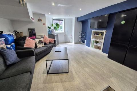 207 Cardigan Lane, Leeds, LS6 1DX