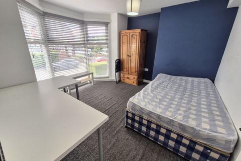 207 Cardigan Lane, Leeds, LS6 1DX