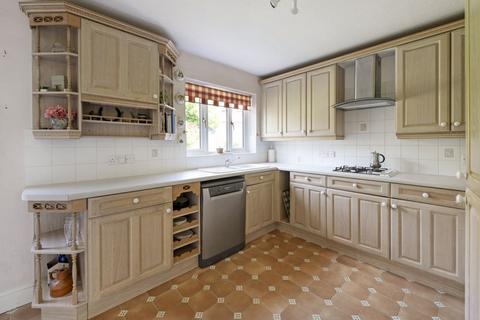 4 bedroom detached house for sale, Bickmore Way, Tonbridge, TN9 1ND