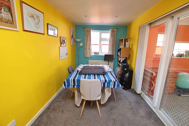 Lounge diner photo 3