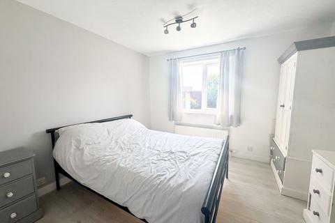 33 Albatross Drive, Grimsby, DN37 9PR
