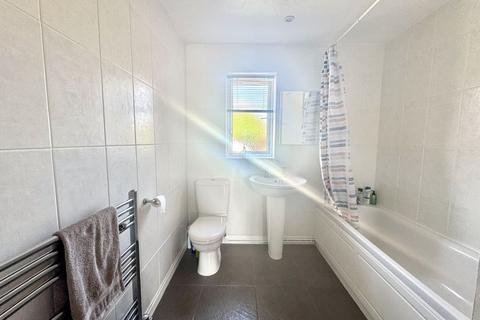 33 Albatross Drive, Grimsby, DN37 9PR