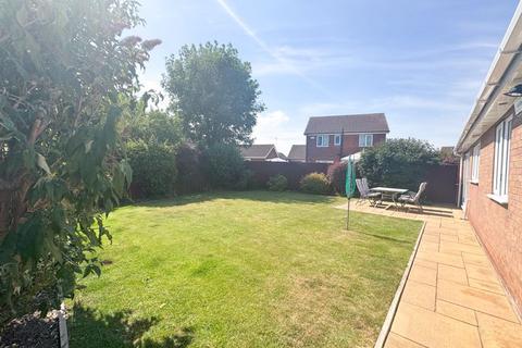 33 Albatross Drive, Grimsby, DN37 9PR