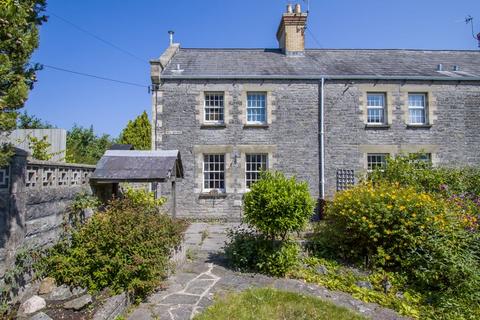 2 bedroom end of terrace house for sale, Tower Hill Avenue, Penarth