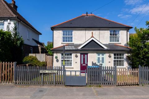 14 High Street, Godstone, RH9 8AG