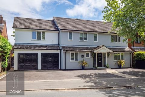 Beech Croft Beech Avenue, Taverham, Norwich, NR8 6HN