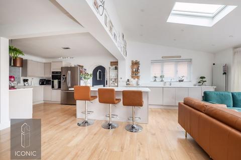 Beech Croft Beech Avenue, Taverham, Norwich, NR8 6HN