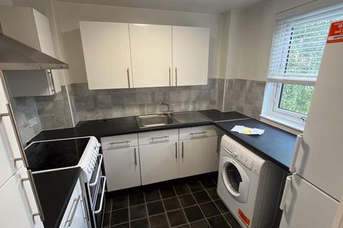 1 bedroom apartment for sale, East Street, Epsom