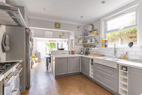 20 Izane Road, Bexleyheath, DA6 8NX