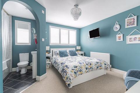 20 Izane Road, Bexleyheath, DA6 8NX